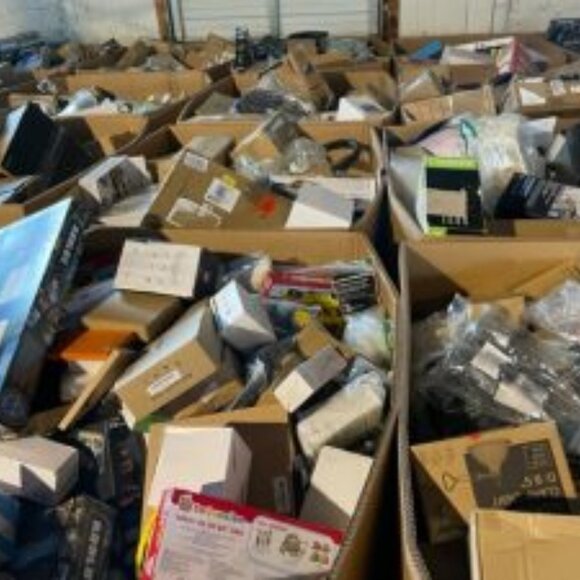 Amazon Target Overstock Electronics Mystery 5 Items Boxes. Same Day Shipping. - Picture 8 of 10